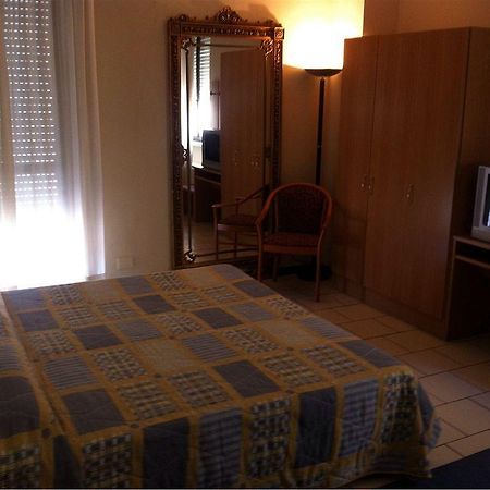 Hotel Cristallo Barga 포르나치 디 바르가 외부 사진