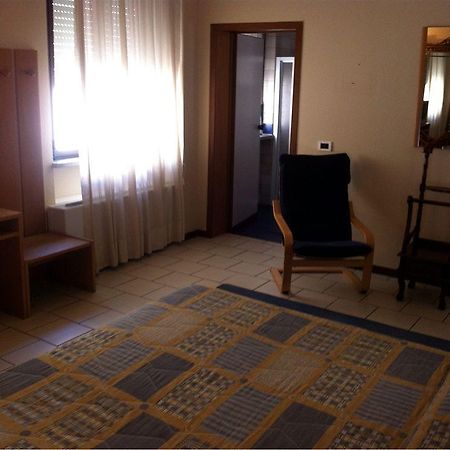 Hotel Cristallo Barga 포르나치 디 바르가 외부 사진