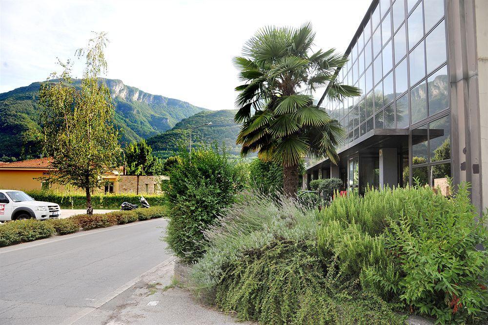 Hotel Cristallo Barga 포르나치 디 바르가 외부 사진