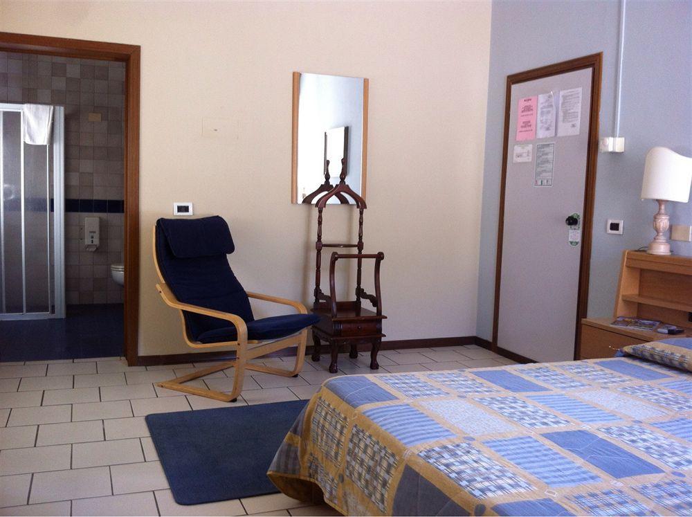 Hotel Cristallo Barga 포르나치 디 바르가 외부 사진