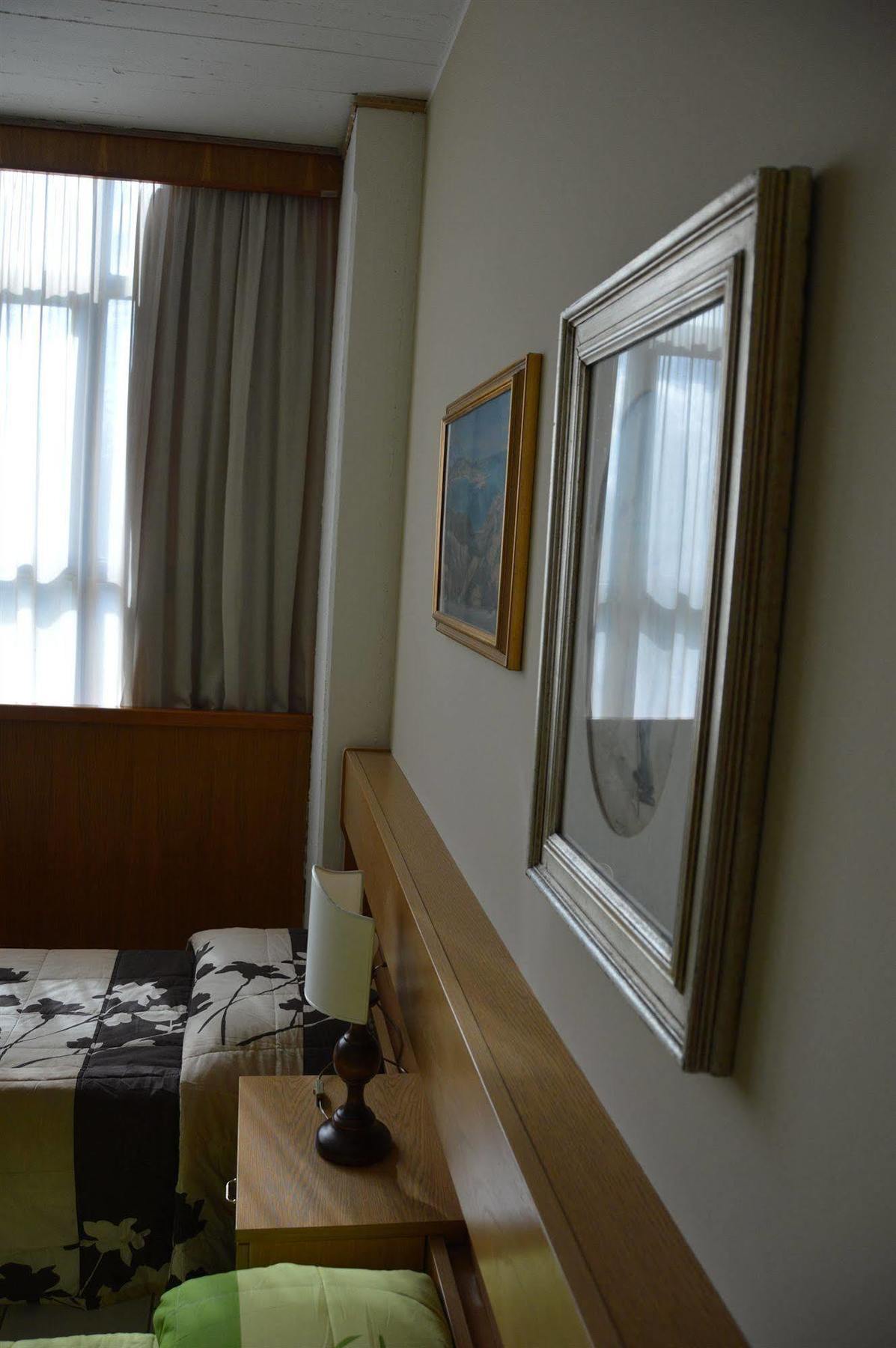 Hotel Cristallo Barga 포르나치 디 바르가 외부 사진
